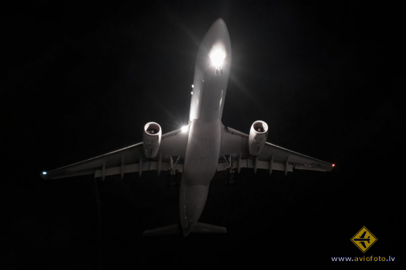 Airbus A330-343